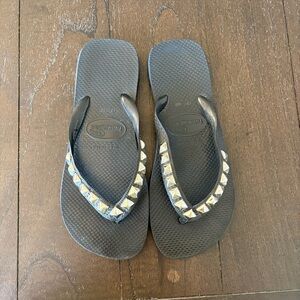 Havaianas Top SW Spikes Studded Black Flip Flops Sandals Size 6